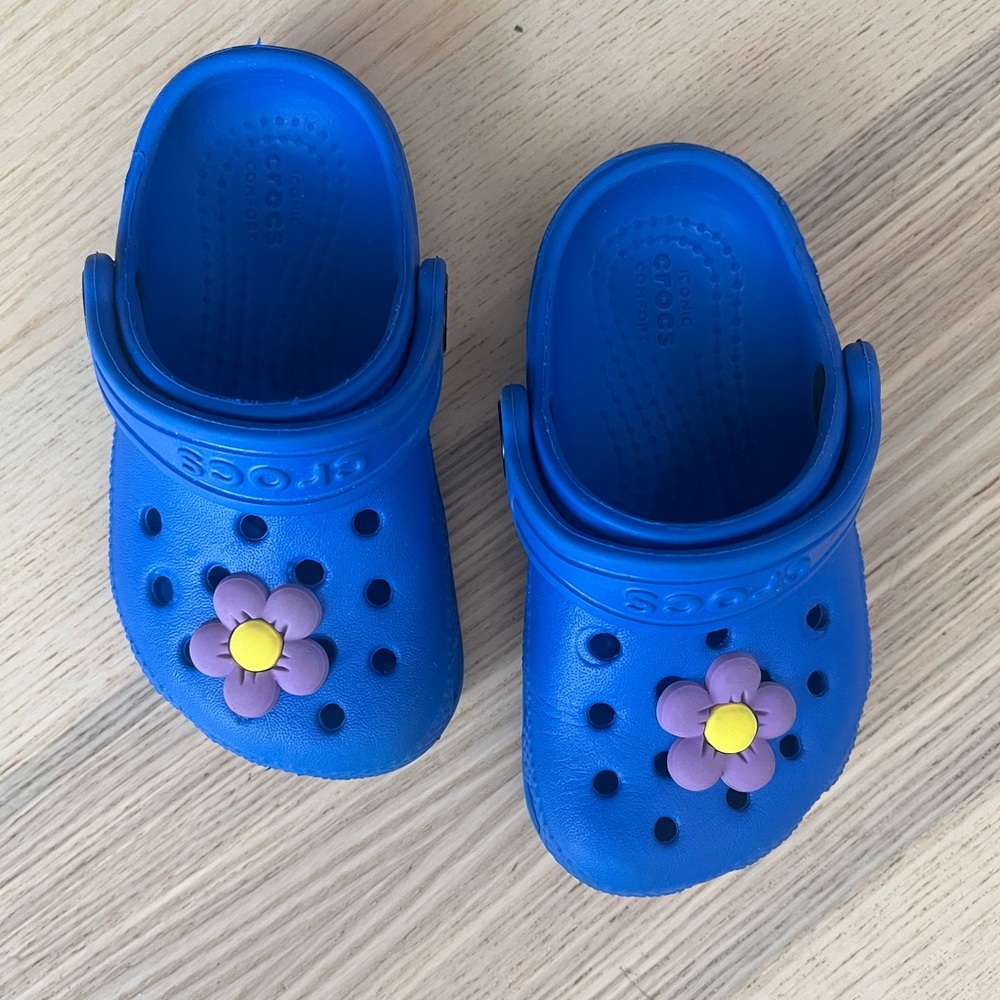 Toddler Size 6 Crocs - with flower charms!
